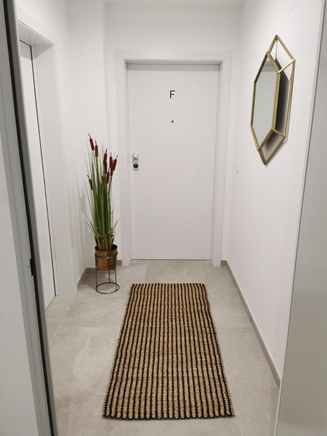 Apartamento Justina 2 Playa de Gandia エクステリア 写真